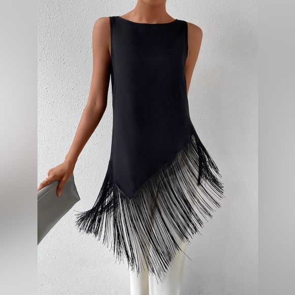 Tassel Asymmetrical Hem Sleeveless Top Black - Picture 5 of 9